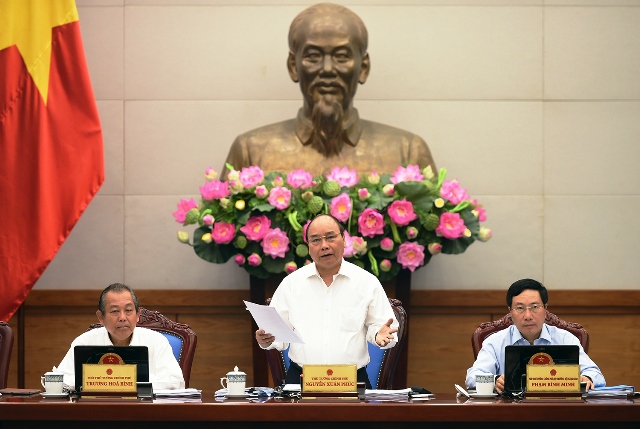 Thủ tướng Nguyễn Xuân Phúc phát biểu chỉ đạo tại phiên họp Chính phủ thường kỳ tháng 8-2017