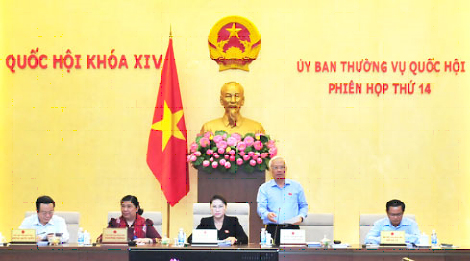   Phó Chủ tịch Quốc hội Uông Chu Lưu chủ trì Phiên họp