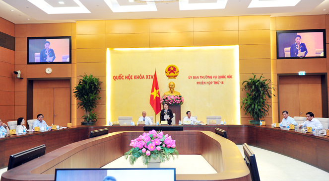 Chủ tịch Quốc hội Nguyễn Thị Kim Ngân phát biểu bế mạc Phiên họp thứ 14 của Ủy ban Thường vụ Quốc hội
