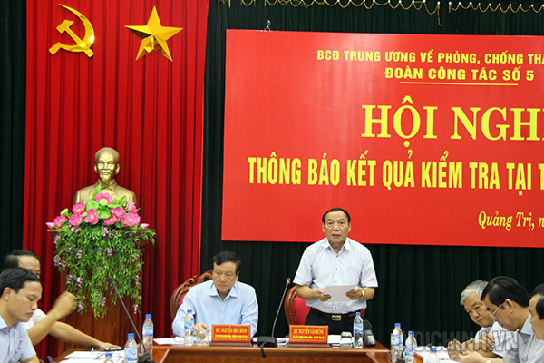 Đồng chí Nguyễn Văn Hùng, Ủy viên Trung ương Đảng, Bí thư Tỉnh ủy, Chủ tịch Hội đồng nhân dân tỉnh phát biểu