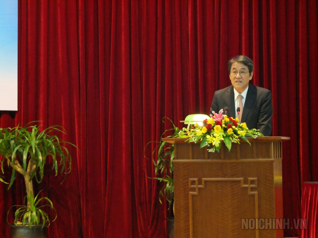 Ông Kunio Umeda, Đại sứ Đặc mệnh Toàn quyền Nhật Bản tại Việt Nam phát biểu tại buổi thuyết trình