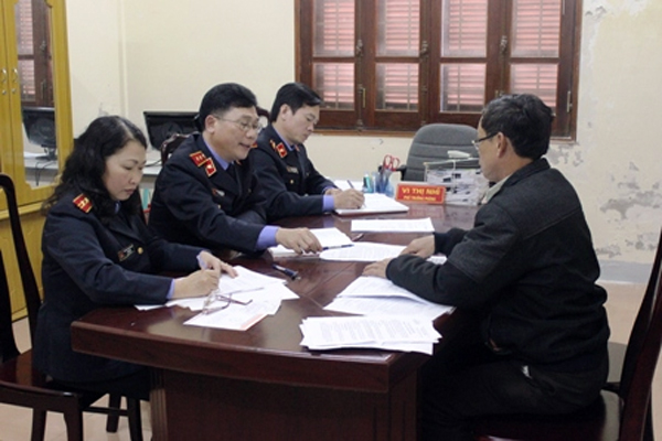 Một buổi tiếp công dân tại Phòng Tiếp công dân của Viện kiểm sát nhân dân tỉnh Quảng Trị