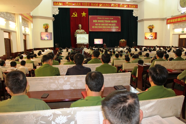 Điểm cầu của tỉnh Kon Tum về học tập các Nghị quyết Trung ương 6 khóa XII của Đảng