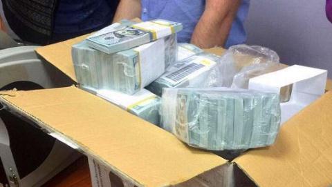 Những thùng tiền bằng chứng nhận hối lộ của Zakharchenko