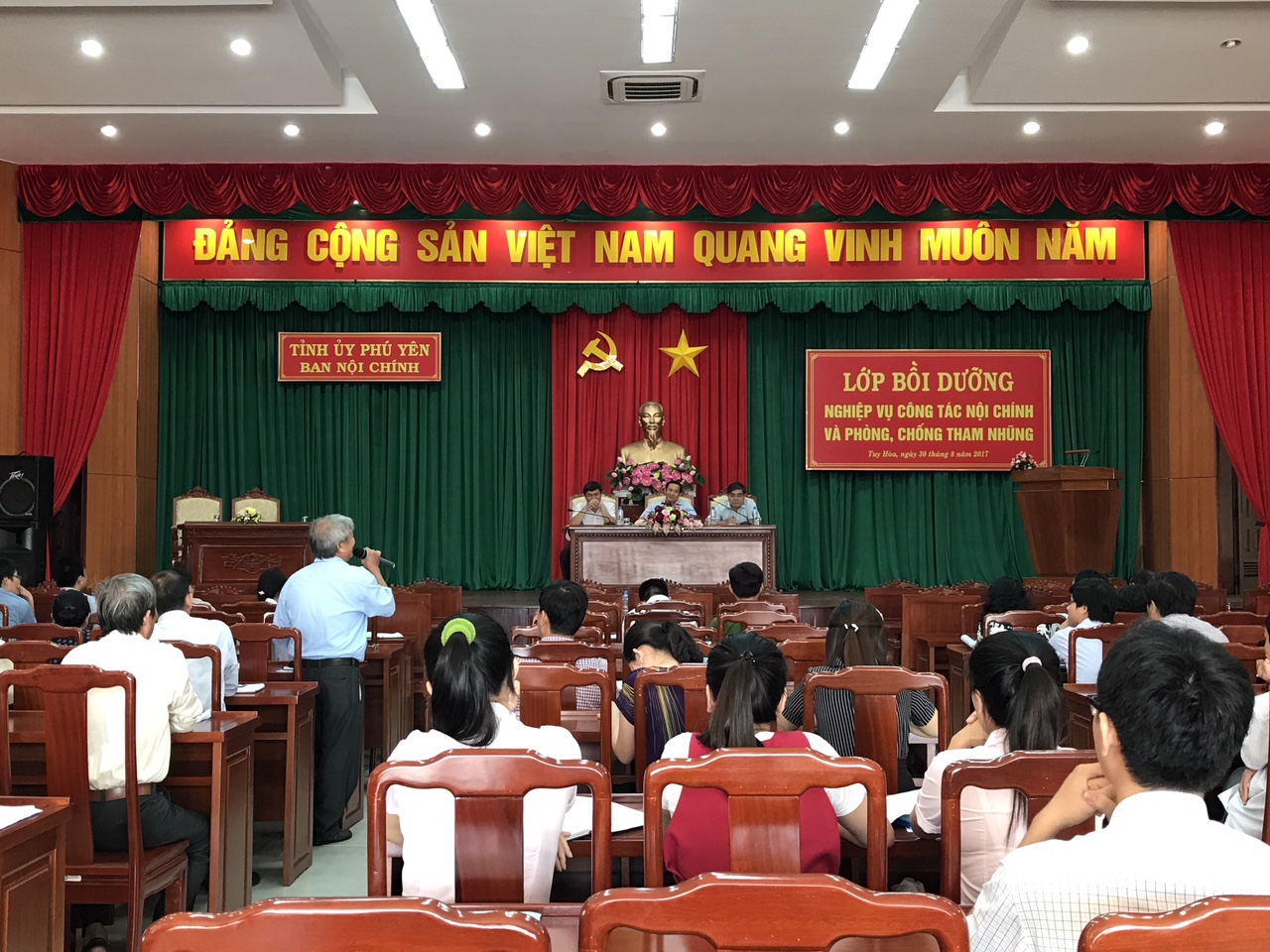 Quang cảnh Lớp bồi dưỡng nghiệp vụ công tác NC và PCTN tỉnh Phú Yên 2017 