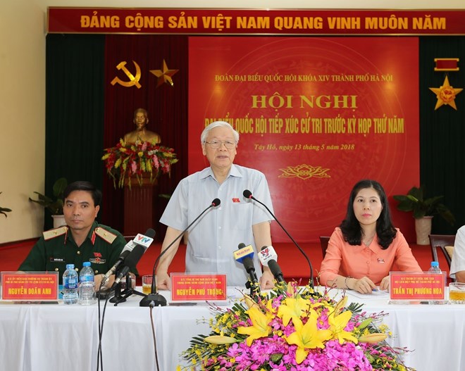 Tổng Bí thư Nguyễn Phú Trọng phát biểu tại buổi tiếp xúc cử tri tại phường Phú Thượng, quận Tây Hồ