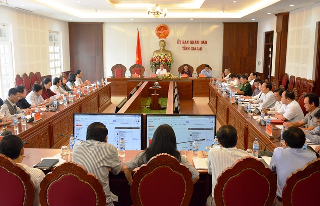 Một cuộc họp của Ủy ban nhân dân tỉnh Gia Lai 