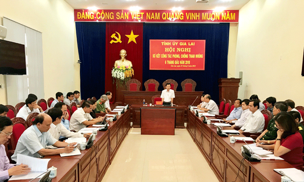 Hội nghị sơ kết công tác phòng, chống tham nhũng 6 tháng đầu năm 2018 của Tỉnh ủy Gia Lai (tháng 6-2018)
