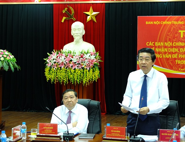 Đồng chí Võ Văn Dũng, Ủy viên Trung ương Đảng, Phó Trưởng ban Thường trực Ban Nội chính Trung ương phát biểu kết luận tọa đàm
