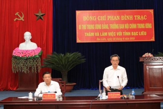 Đồng chí Nguyễn Quang Dương, Ủy viên Trung ương Đảng, Bí thư Tỉnh ủy Bạc Liêu phát biểu tại buổi làm việc