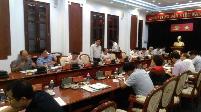Đồng chí Trần Thế Lưu, Ủy viên Ban Thường vụ, Trưởng Ban Nội chính Thành ủy, Phó Trưởng ban Thường trực Ban Chỉ đạo Cải cách tư pháp thành phố phát biểu tại buổi làm việc với Đoàn công tác 