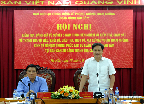 Đồng chí Lê Minh Khái, Uỷ viên Trung ương Đảng, Bí thư Ban Cán sự đảng, Tổng Thanh tra Chính phủ phát biểu tại Hội nghị