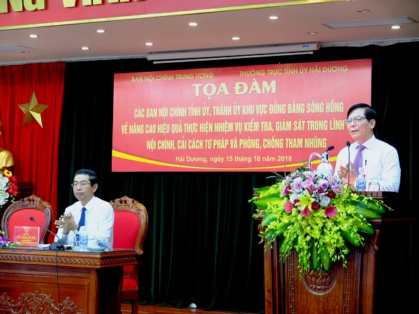 Đồng chí Vũ Văn Sơn, Phó Bí thư Thường trực Tỉnh ủy Hải Dương phát biểu tại buổi tọa đàm