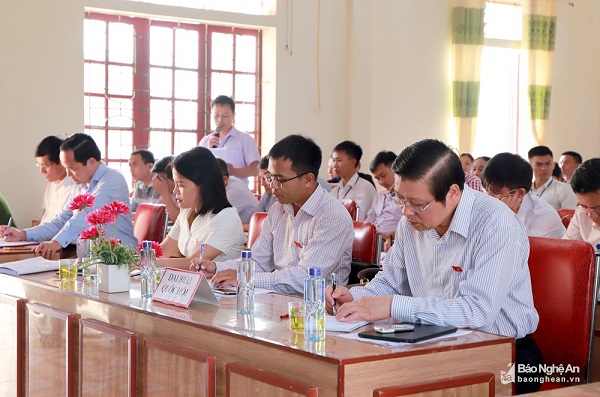 Đoàn Đại biểu Quốc hội tỉnh Nghệ An tiếp xúc cử tri xã Tiên Kỳ, huyện Tân Kỳ
