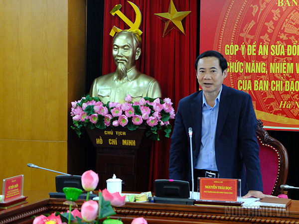Đồng chí Nguyễn Thái Học, Phó trưởng Ban Nội chính Trung ương phát biểu tại Hội thảo