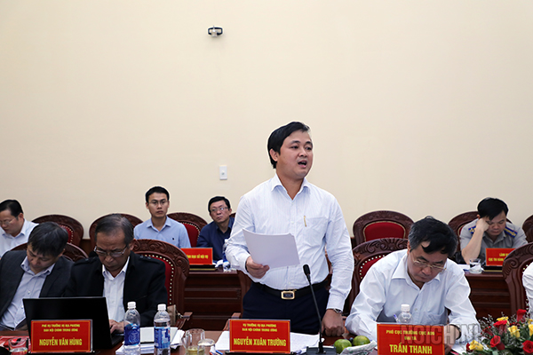Đồng chí Nguyễn Xuân Trường, Vụ trưởng Vụ Địa phương, Ban Nội chính Trung ương phát biểu tại buổi làm việc