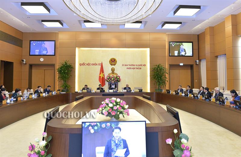Chủ tịch Quốc hội Nguyễn Thị Kim Ngân điều hành phiên họp                                                                                                                                                                                       Chủ tịch Quốc hội Nguyễn Thị Kim Ngân điều hành phiên họp                                                                                                             