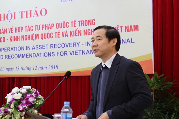 Đồng chí Nguyễn Thái Học, Phó trưởng Ban Nội chính Trung ương phát biểu kết luận Hội thảo