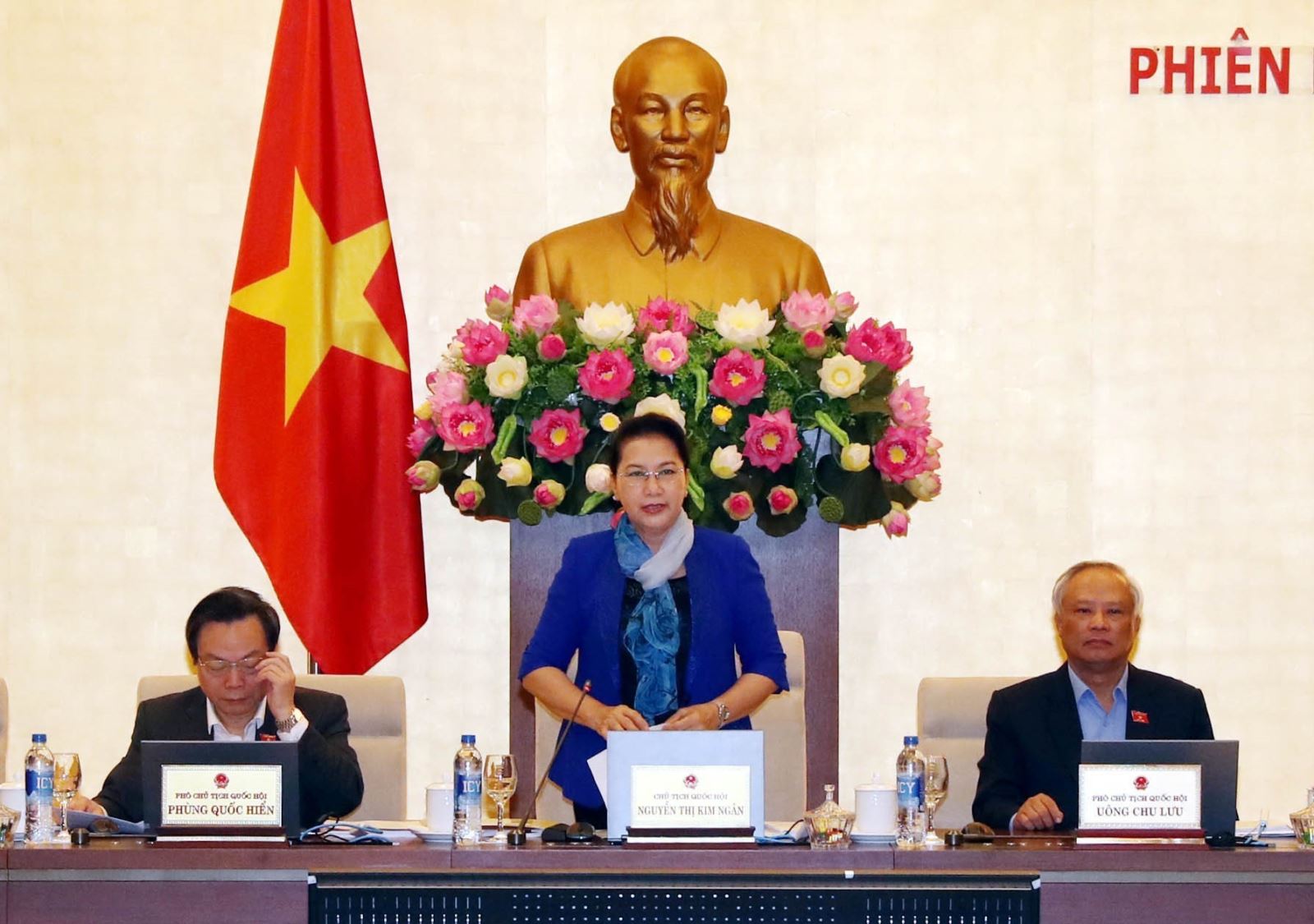 Chủ tịch Quốc hội Nguyễn Thị Kim Ngân phát biểu khai mạc Phiên họp thứ 31 của Ủy ban Thường vụ Quốc hội khóa XIV 