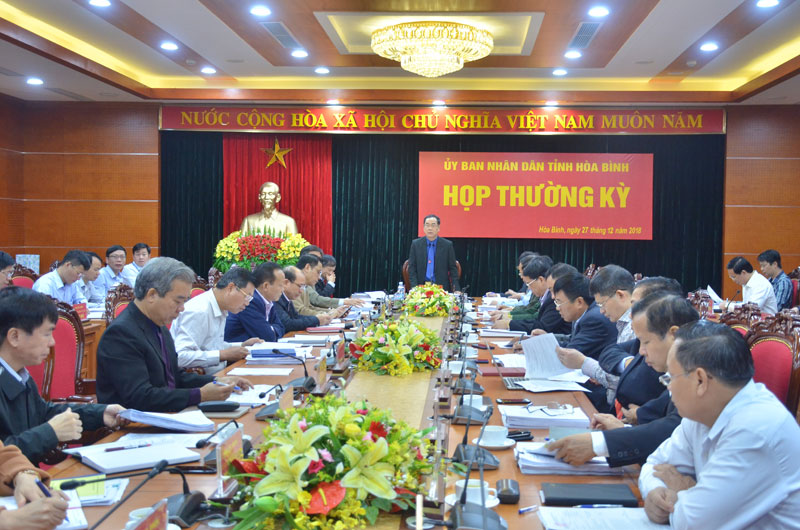Cuộc họp thường kỳ của UBND tỉnh Hòa Bình