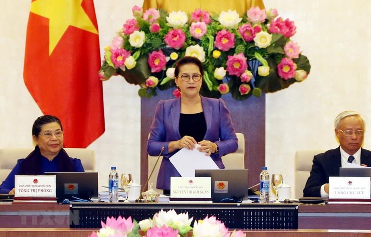 Chủ tịch Quốc hội Nguyễn Thị Kim Ngân phát biểu tại Phiên họp thứ 33 của Ủy ban Thường vụ Quốc hội