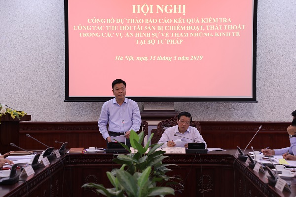 Đồng chí Lê Thành Long, Ủy viên Trung ương Đảng, Bí thư Ban cán sự, Bộ trưởng Bộ Tư pháp phát biểu tại Hội nghị