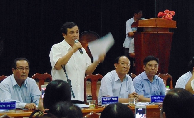 Đồng chí Phan Việt Cường, Ủy viên Trung ương Đảng, Bí thư Tỉnh ủy Quảng Nam trực tiếp đối thoại với người dân khu đô thị mới Điện Nam - Điện Ngọc (tháng 5-2019)