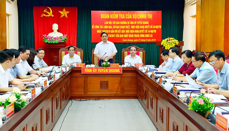 Đoàn kiểm tra của Bộ Chính trị làm việc với Ban Thường vụ Tỉnh ủy Tuyên Quang
