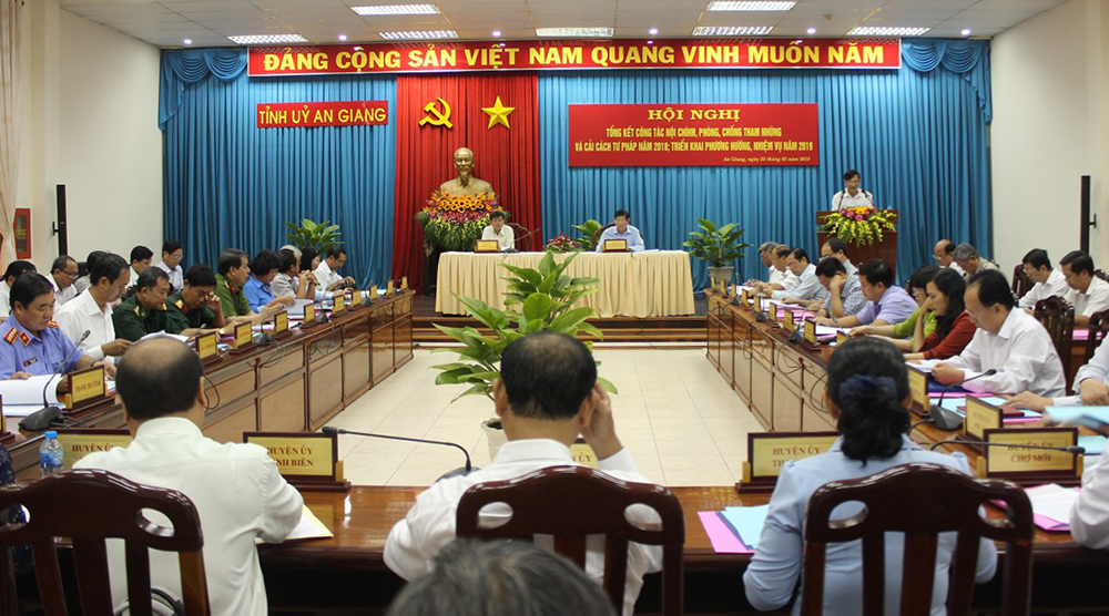 Một Hội nghị triển khai công tác phòng, chống tham nhũng tỉnh An Giang