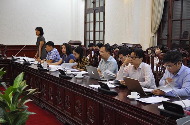 Cuộc họp góp ý dự thảo Báo cáo của Ban Cán sự Đảng Bộ Tư pháp tổng kết Nghị quyết số 48-NQ/TW của Bộ Chính trị về Chiến lược xây dựng và hoàn thiện hệ thống pháp luật Việt Nam đến năm 2010, định hướng đến năm 2020