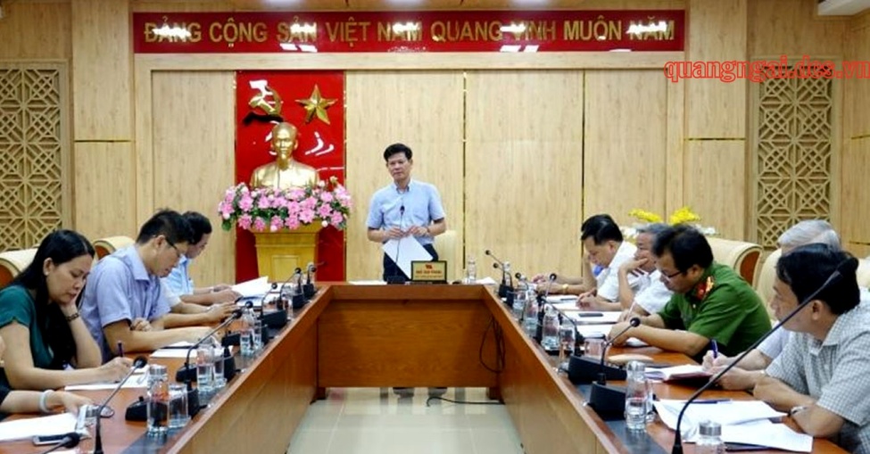 Đồng chí Ngô Văn Trọng, Trưởng Ban Nội chính Tỉnh ủy Quảng Ngãi phát biểu tại buổi giao ban công tác nội chính và phòng, chống tham nhũng Quý III/2019, triển khai nhiệm vụ Quý IV/2019