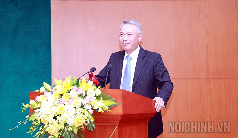Đồng chí Nguyễn Quốc Vinh, Vụ trưởng Vụ Cơ quan Nội chính