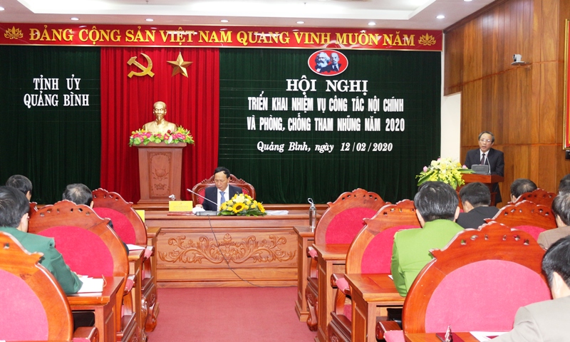 Đồng chí Hoàng Đăng Quang, Ủy viên Trung ương Đảng, Bí thư Tỉnh ủy, Chủ tịch HĐND tỉnh Quảng Bình phát biểu chỉ đạo Hội nghị