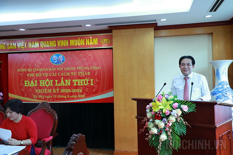 Đồng chí Nguyễn Văn Yên, Ủy viên Ban Thường vụ Đảng ủy Cơ quan Ban Nội chính Trung ương phát biểu tại Đại hội