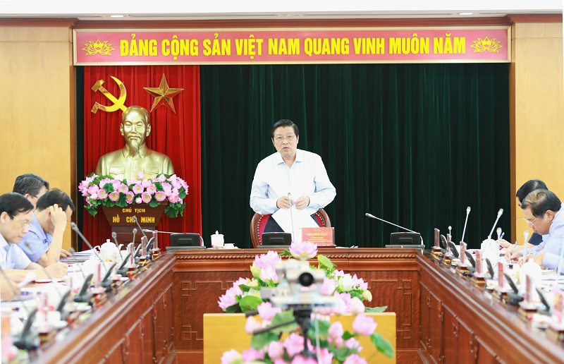  Đồng chí Phan Đình Trạc, Bí thư Trung ương Đảng, Trưởng Ban Nội chính Trung ương phát biểu tại Hội nghị