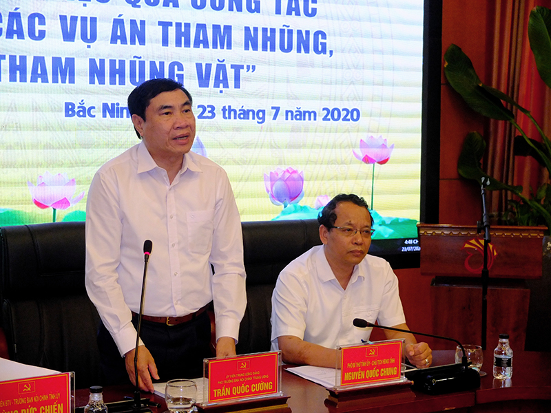 Đồng chí Trần Quốc Cường, Ủy viên Trung ương Đảng, Phó trưởng Ban Nội chính Trung ương phát biểu tại Hội nghị