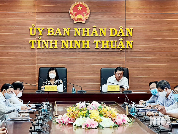 Một cuộc họp của Ủy ban nhân dân tỉnh Ninh Thuận