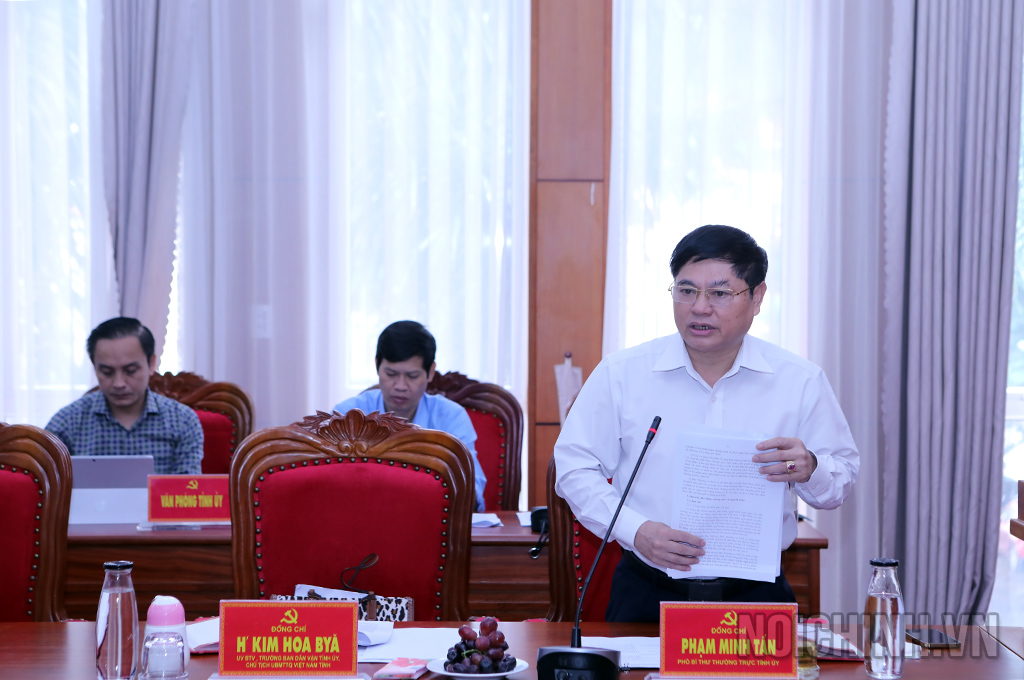 Đồng chí Phạm Minh Tấn, Phó Bí thư Thường trực Tỉnh ủy Đắk Lắk