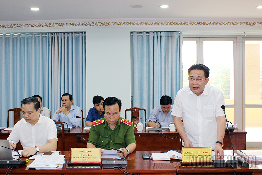 Đồng chí Nguyễn Văn Yên, Phó Trưởng Ban Nội chính Trung ương, Phó Trưởng Đoàn kiểm tra thông qua dự thảo Báo cáo kết quả kiểm tra