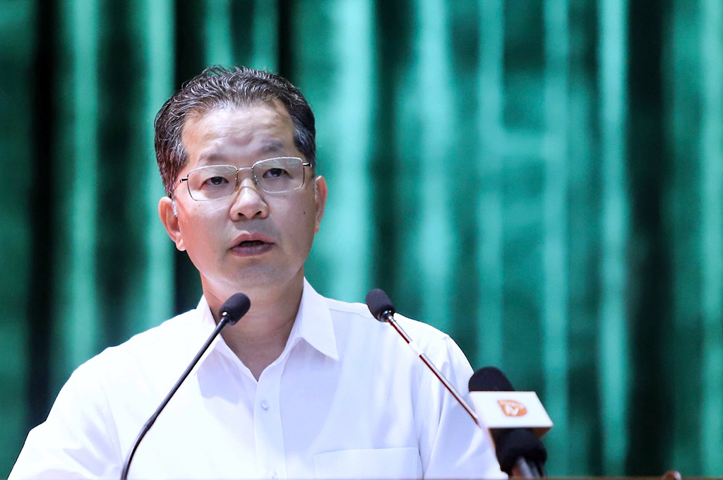 Đồng chí Nguyễn Văn Quảng, Ủy viên Trung ương Đảng, Bí thư Thành ủy Đà Nẵng quán triệt chuyên đề tại Hội nghị