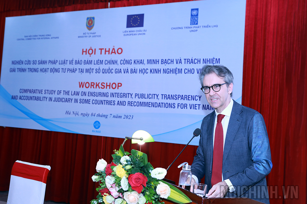 Ông Giorgio Aliberti, Đại sứ, Trưởng phái Đoàn EU tại Việt Nam phát biểu tại Hội thảo