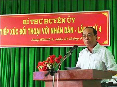 Ông Nguyễn Hồng Lâm lúc còn đương chức Bí thư huyện ủy, Chủ tịch HĐND huyện Hồng Ngự