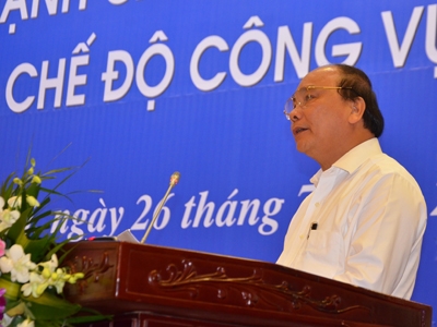 Phó Thủ tướng Nguyễn Xuân Phúc phát biểu tại Hội nghị trực tuyến về đẩy mạnh cải cách hành chính và cải cách chế độ công vụ, công chức