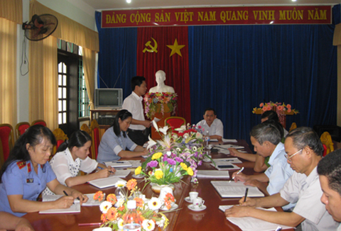 Quang cảnh buổi làm việc