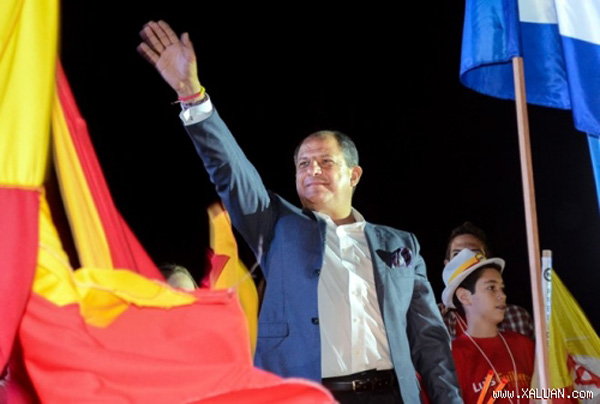 Tân Tổng thống Costa Rica, ông  Luis Guillermo Solís