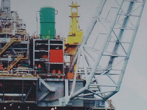 Một góc giàn khoan dầu của Petrobras