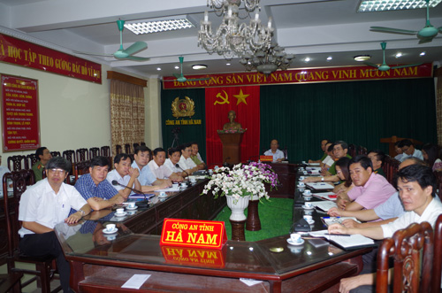Công an tỉnh Hà Nam tham gia Hội nghị trực tuyến Ban Chỉ đạo thực hiện Phong trào “Toàn dân bảo vệ an ninh tổ quốc”