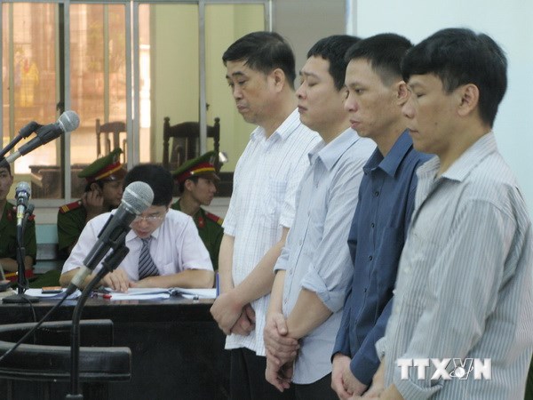 Các bị cáo tại Phiên tòa