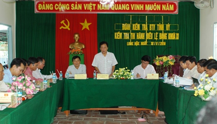 Ban Thường vụ Tỉnh ủy Đồng Tháp kiểm tra công tác thi hành Điều lệ Đảng (khóa XI) đối với Đảng ủy xã Long Hậu, huyện Lai Vung