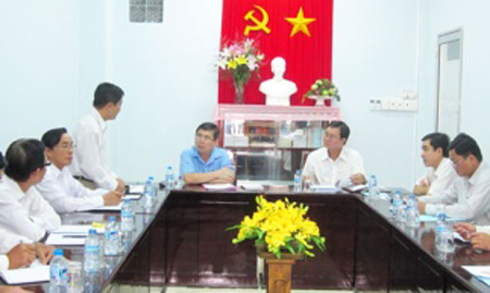 Đồng chí Bí thư Tỉnh ủy Bến Tre làm việc với Ban Nội chính Tỉnh ủy